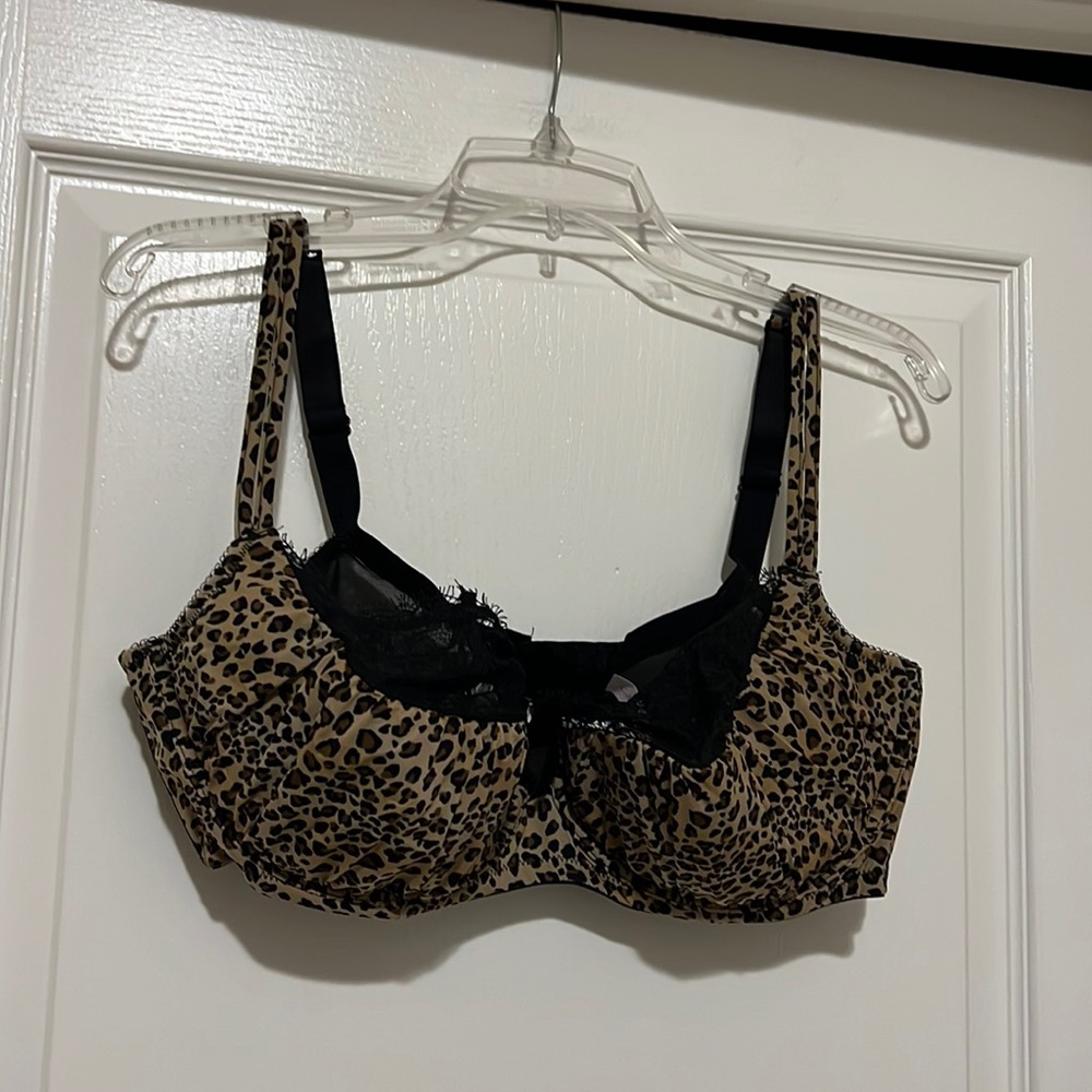 Cacique Leopard with Lace Bra